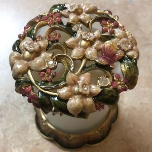 Bombay Enamel Candle & Holder Vanilla Scent Floral